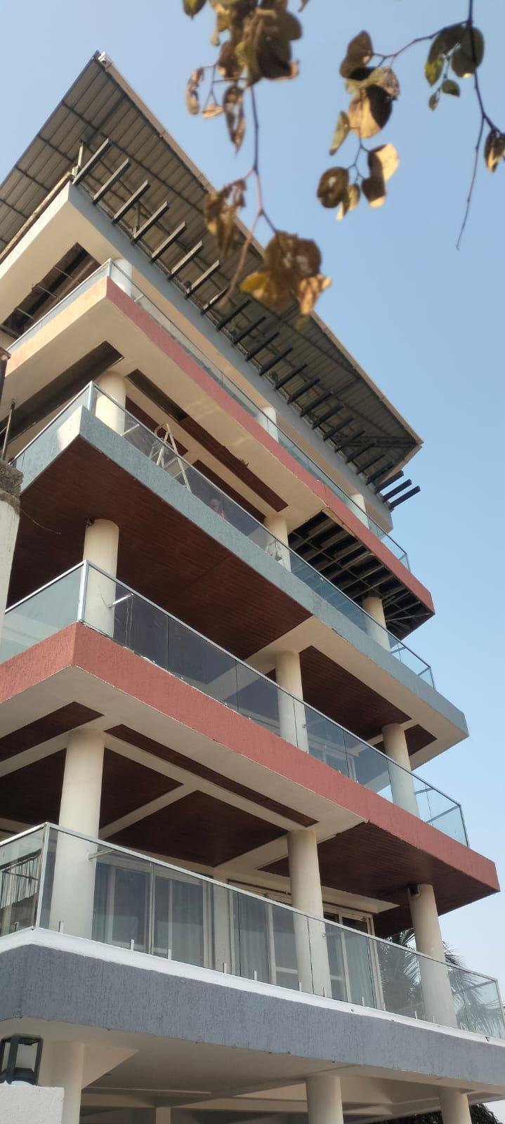 Varem service apartment